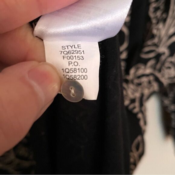 Lucky Brand Black/Tan Print Popover 3/4 Sleeve Top and Keyhole Neckline Size 1X - Picture 10 of 10